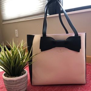 Kate Spade Shoulder Bag Purse•White & Black & Bow